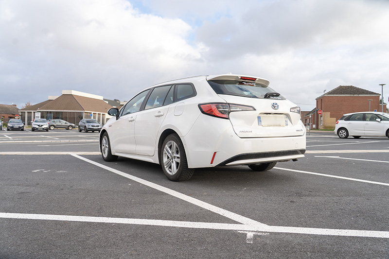 location-toyota-corolla-break-04