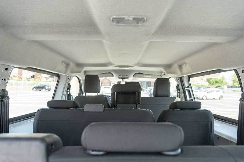 location-peugeot-e-expert-combi-08